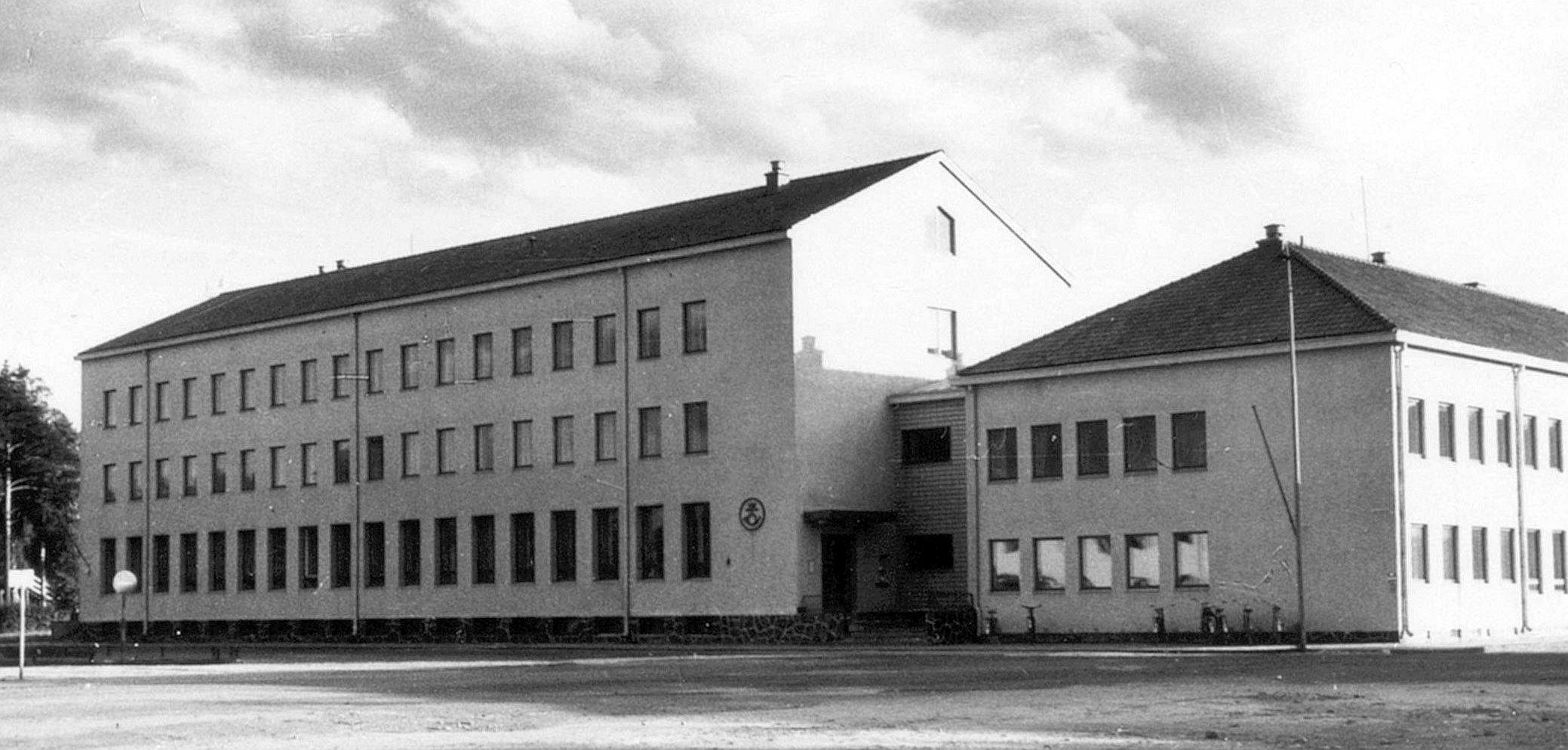 Pieksämäen 1955 valmistunut valtion virastotalo.